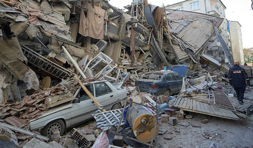 Depremde 56 konut yıkıldı!